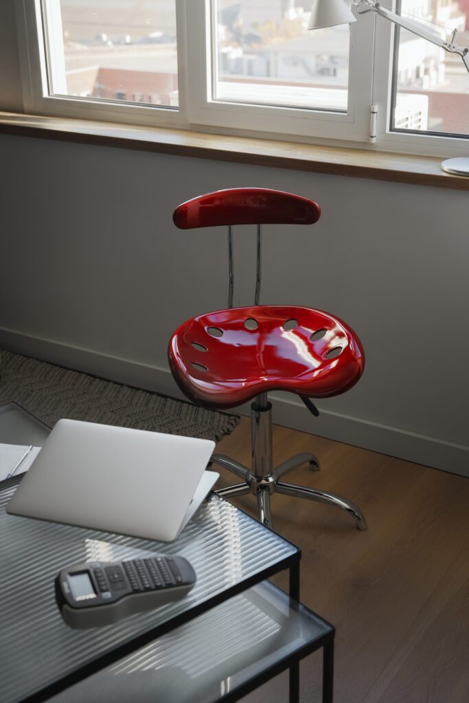 tabouret de bureau avec roulettes