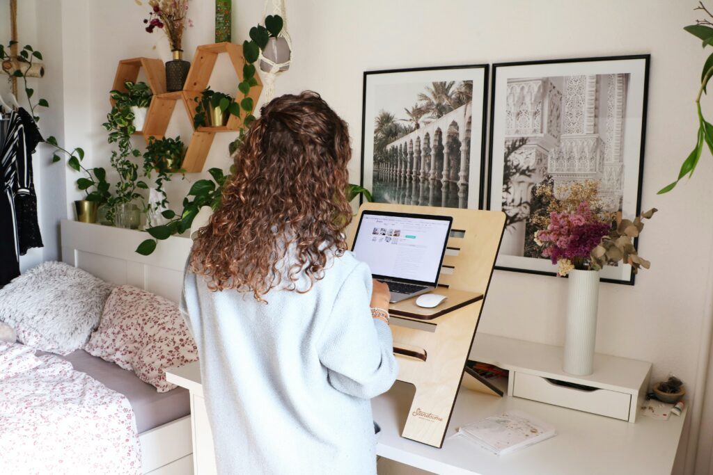 amenager une petite piece en bureau astuces bureau standsome worklifestyle